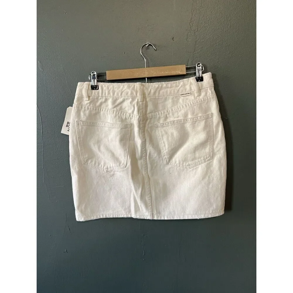 Billabong Womens Ivory Black Magic Denim Skirt Size 30 NWT